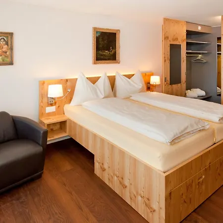 Hotel Golfhotel Riederhof 4*